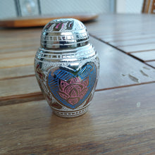 Carica l'immagine nel visualizzatore di Gallery, Urna dompop