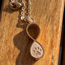 Carica l'immagine nel visualizzatore di Gallery, Pendentif urne infini