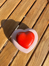 Carica l'immagine nel visualizzatore di Gallery, urne coeur ceramique