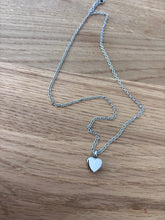 Carica l'immagine nel visualizzatore di Gallery, Collier Cinéraire Petit Cœur Argent - photo 1