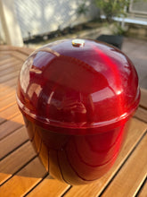 Carica l'immagine nel visualizzatore di Gallery, urne canada rouge