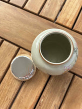 Carica l'immagine nel visualizzatore di Gallery, Intérieur urne funéraire chat