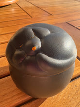 Carica l'immagine nel visualizzatore di Gallery, urne funeraire chien noire