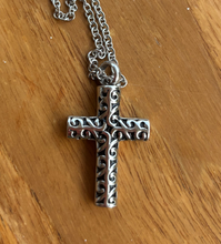 Carica l'immagine nel visualizzatore di Gallery, urne funeraire croix