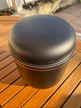 Carica l'immagine nel visualizzatore di Gallery, urne funeraire noire large