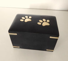 Carica l'immagine nel visualizzatore di Gallery, Blacky Funeral Urne (difetto)