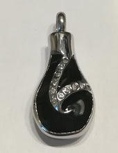Carica l'immagine nel visualizzatore di Gallery, Urna Pendente Lacrima Nera