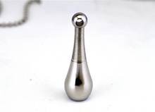 Carica l'immagine nel visualizzatore di Gallery, ciondolo da cremazione - boccetta argentata