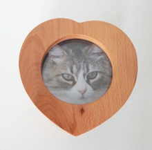 Carica l'immagine nel visualizzatore di Gallery, Urna foto di legno PARAHI