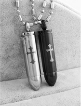 Carica l'immagine nel visualizzatore di Gallery, pendente funerario - proiettile crocifisso