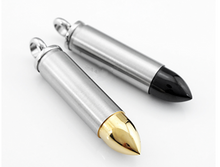 Carica l'immagine nel visualizzatore di Gallery, pendente funerario - proiettile nero