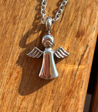 Carica l&#39;immagine nel visualizzatore di Gallery, Collana Angel Urn
