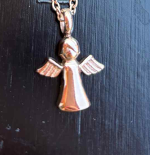 Carica l&#39;immagine nel visualizzatore di Gallery, Collana Angel Urn
