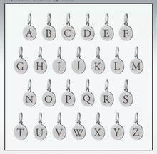 Carica l'immagine nel visualizzatore di Gallery, Bijoux Alphabet - photo 1
