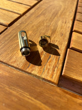 Carica l&#39;immagine nel visualizzatore di Gallery, pendentif funeraire dore ouvert pour cendres
