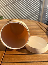 Carica l'immagine nel visualizzatore di Gallery, urne arbre de vie bio
