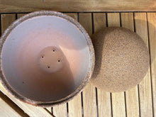 Carica l&#39;immagine nel visualizzatore di Gallery, urne en argile arenae
