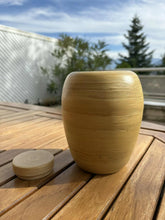 Carica l'immagine nel visualizzatore di Gallery, Urne en Bambou BAKKA - photo 2
