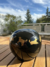 Carica l&#39;immagine nel visualizzatore di Gallery, urne funeraire sphere chien
