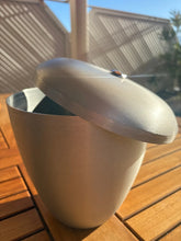 Carica l'immagine nel visualizzatore di Gallery, Urne Galaxy Aluminium - photo 2
