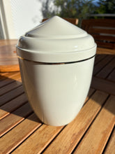 Carica l&#39;immagine nel visualizzatore di Gallery, urne mandalay blanche vue montagne
