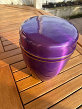 Carica l'immagine nel visualizzatore di Gallery, Urne Métal Œillet violette - photo 4
